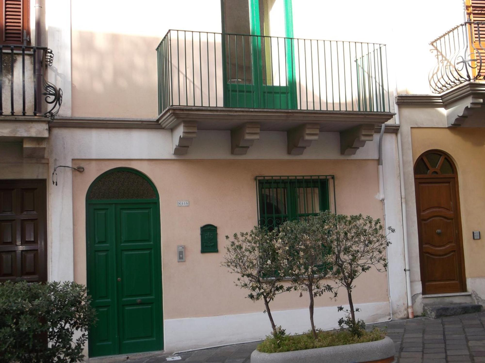 Centrostoricolipari Villa ภายนอก รูปภาพ