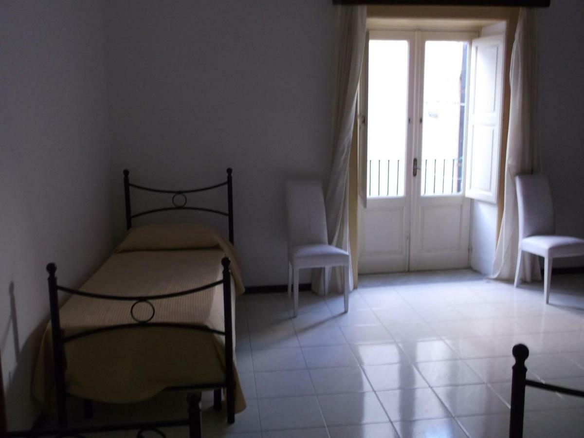 Centrostoricolipari Villa ภายนอก รูปภาพ