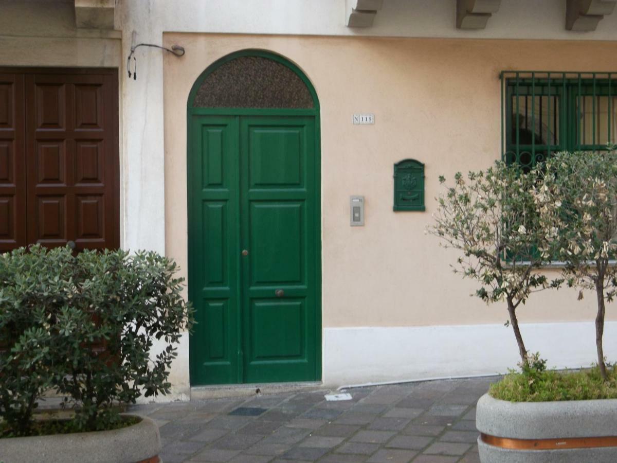 Centrostoricolipari Villa ภายนอก รูปภาพ