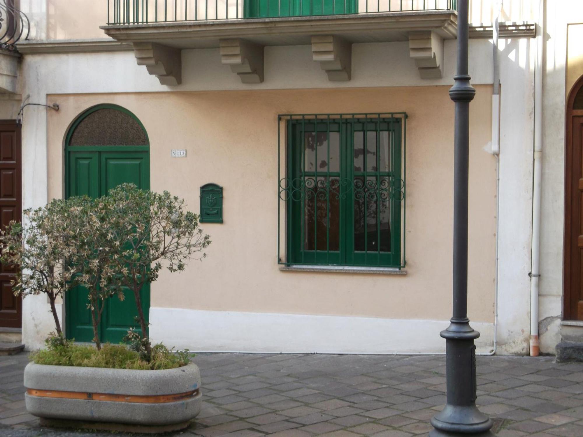 Centrostoricolipari Villa ภายนอก รูปภาพ