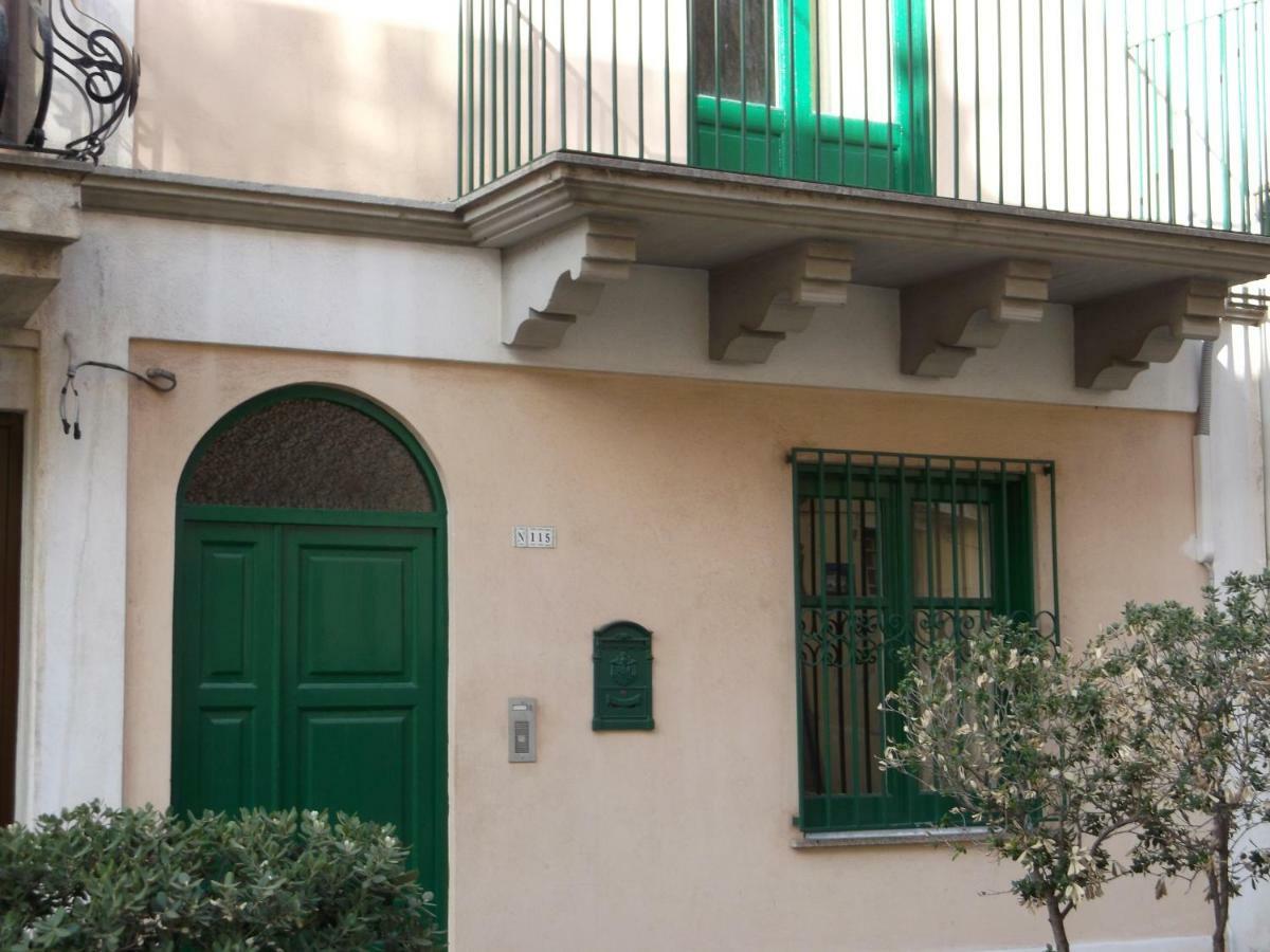 Centrostoricolipari Villa ภายนอก รูปภาพ